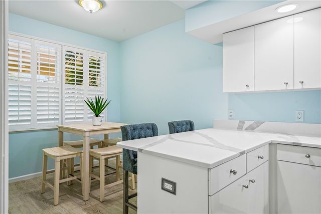 5520 N Harbor Village Drive 204, Vero Beach, FL 32967