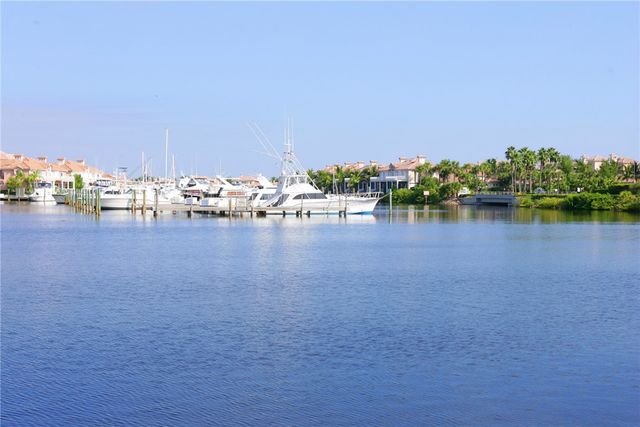 5520 N Harbor Village Drive 204, Vero Beach, FL 32967