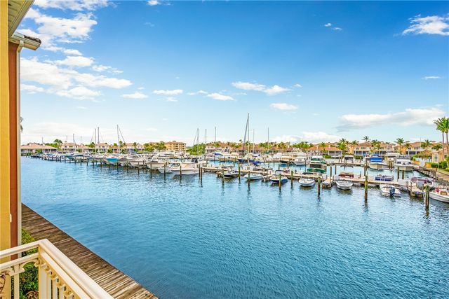 5520 N Harbor Village Drive 204, Vero Beach, FL 32967