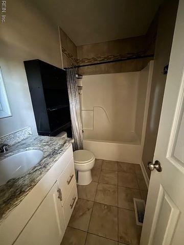 28495 Everett ST, Newsoms, VA 23874