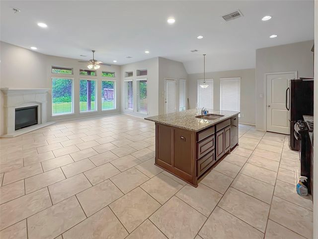 3328 Primrose Canyon Lane, Pearland, TX 77584