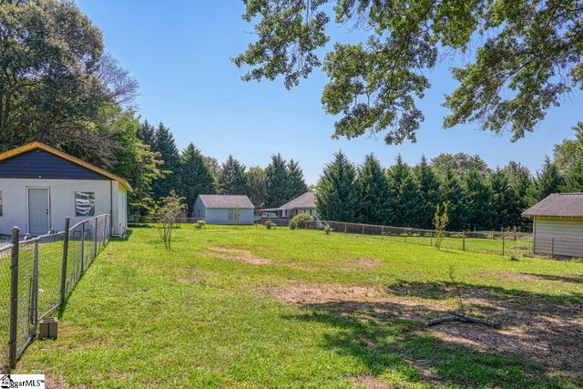 302 Hillcrest Drive, Greer, SC 29651