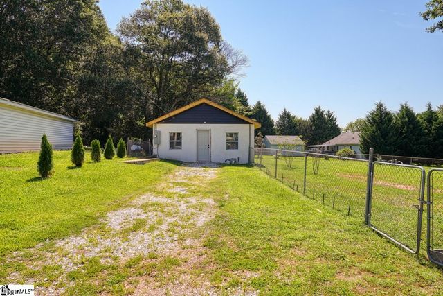 302 Hillcrest Drive, Greer, SC 29651