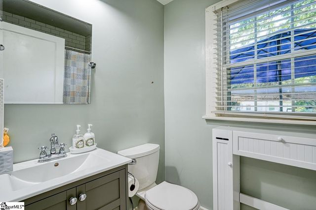 302 Hillcrest Drive, Greer, SC 29651