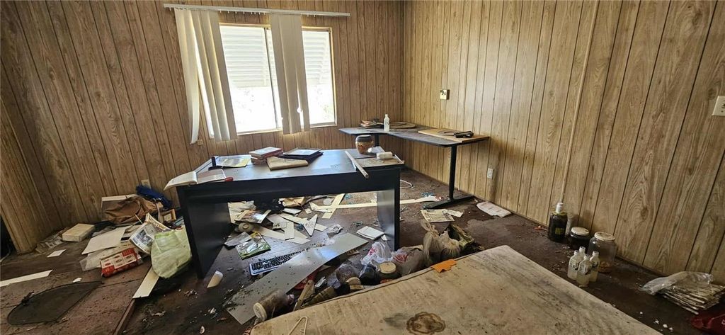 Image 12 of property listing at 7535 Camp Rock, Lucerne Valley, CA 92356