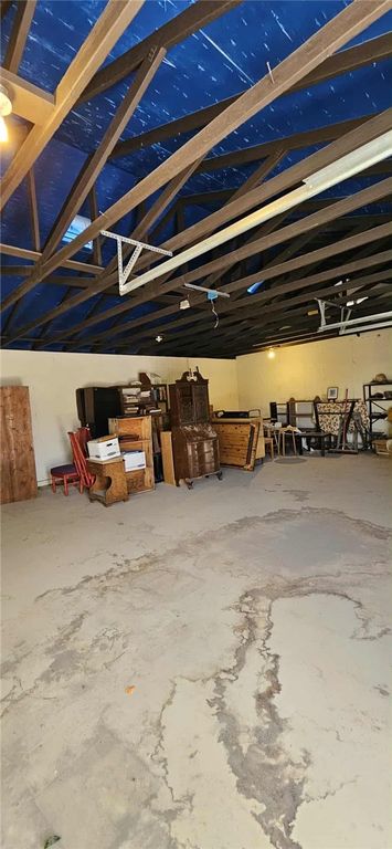 Image 21 of property listing at 7535 Camp Rock, Lucerne Valley, CA 92356