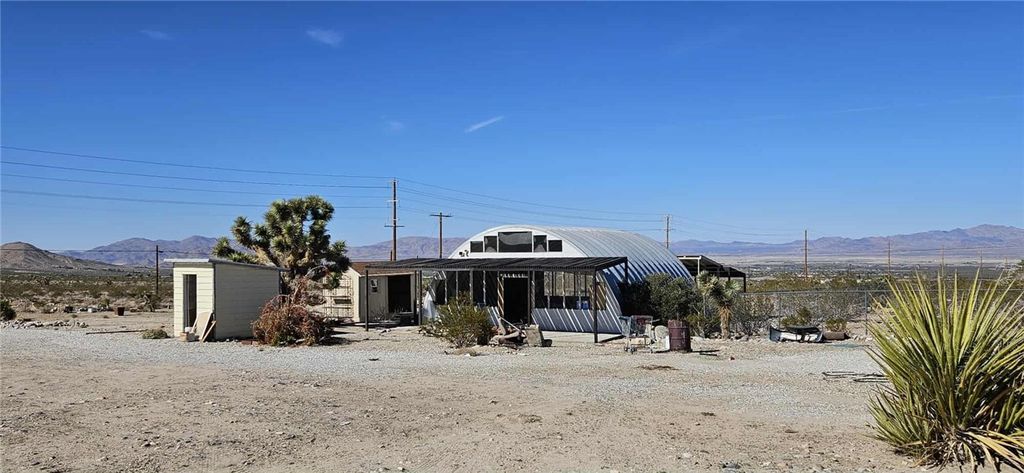 Image 24 of property listing at 7535 Camp Rock, Lucerne Valley, CA 92356