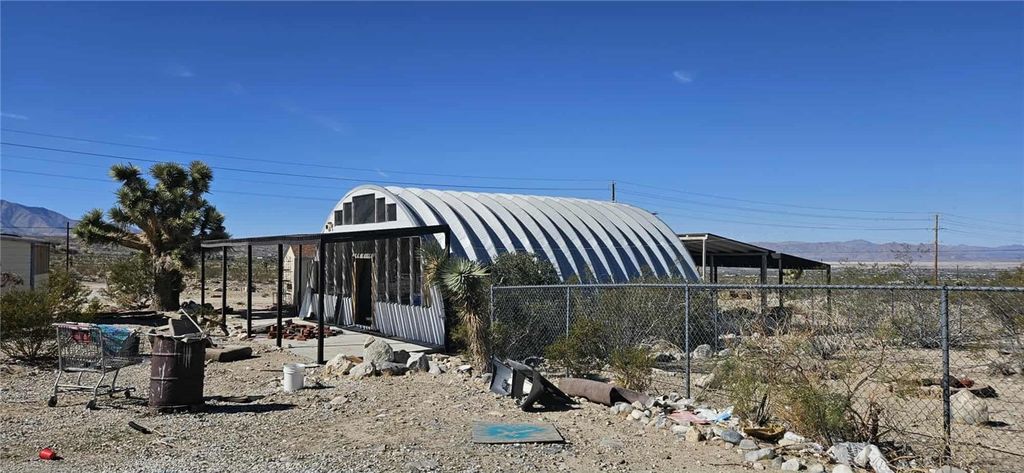 Image 26 of property listing at 7535 Camp Rock, Lucerne Valley, CA 92356