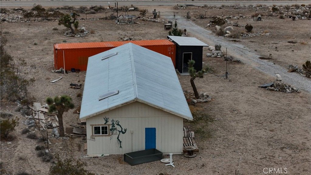 Image 39 of property listing at 7535 Camp Rock, Lucerne Valley, CA 92356