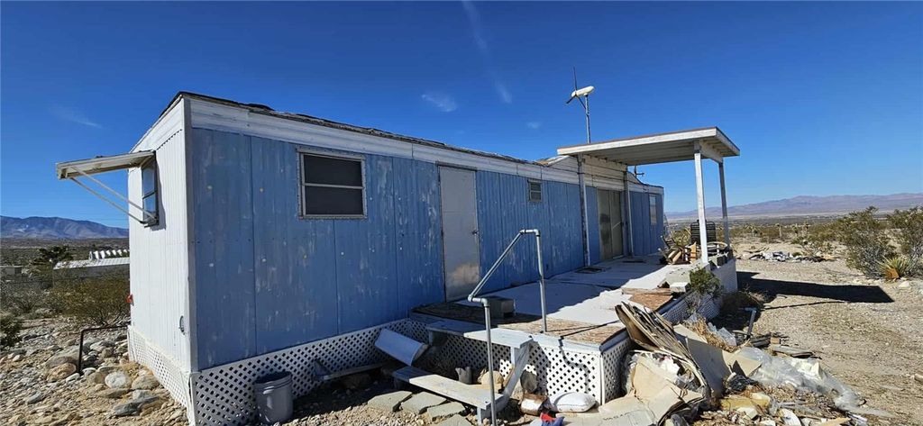 Image 45 of property listing at 7535 Camp Rock, Lucerne Valley, CA 92356