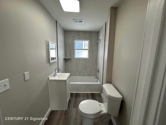 8040 Beecher Road, Flushing, MI 48433