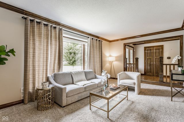 8901 Rocky Ridge Road, Indianapolis, IN 46217