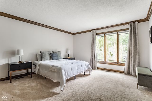 8901 Rocky Ridge Road, Indianapolis, IN 46217