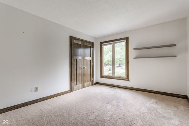 8901 Rocky Ridge Road, Indianapolis, IN 46217