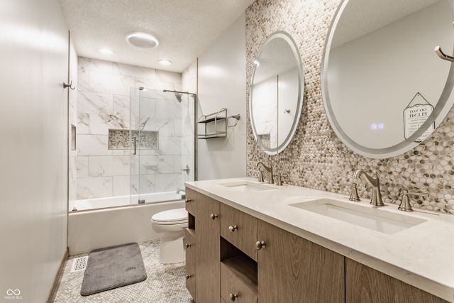 8901 Rocky Ridge Road, Indianapolis, IN 46217