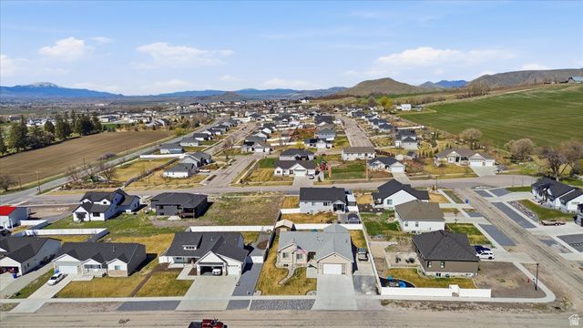 365 E 250 N, Richmond, UT 84333