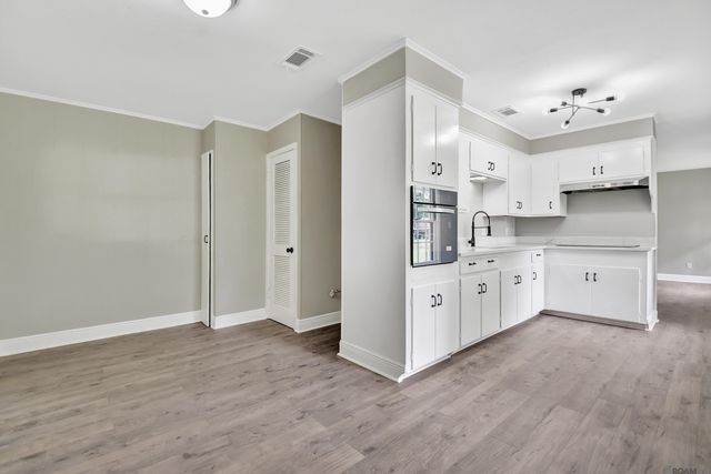 41253 Rhea St, Gonzales, LA 70737