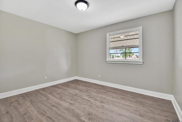41253 Rhea St, Gonzales, LA 70737