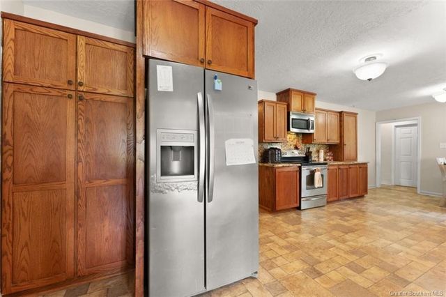 670 Amber Drive, Lake Charles, LA 70611