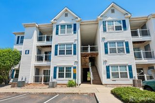 811 Waterford Drive, Edison, NJ 08817