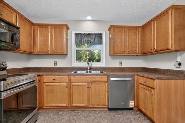 1455 Dividing Ridge Rd, Goodlettsville, TN 37072