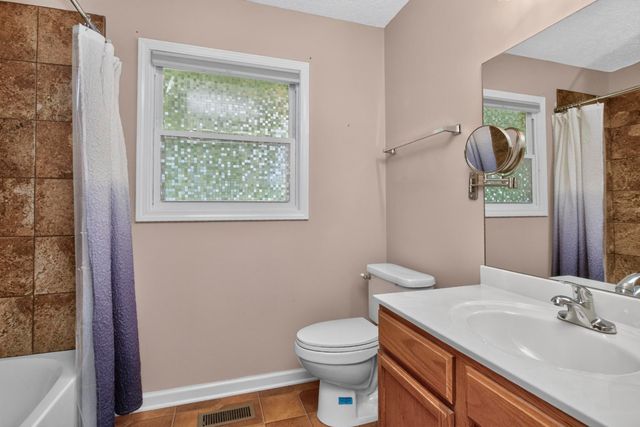1455 Dividing Ridge Rd, Goodlettsville, TN 37072