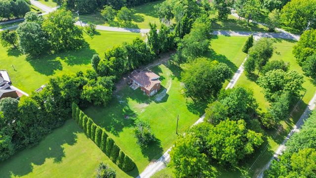 1455 Dividing Ridge Rd, Goodlettsville, TN 37072
