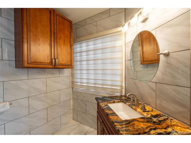 4745 S Helena Way, Aurora, CO 80015