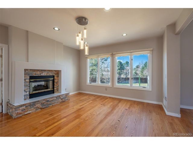 4745 S Helena Way, Aurora, CO 80015