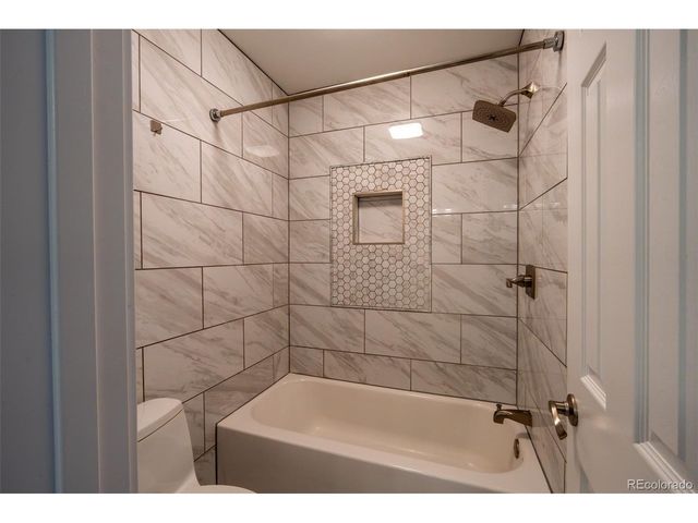 4745 S Helena Way, Aurora, CO 80015