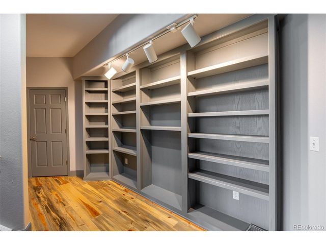 4745 S Helena Way, Aurora, CO 80015