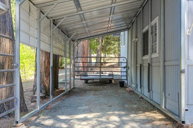 20000 Circle View Dr, Pioneer, CA 95666