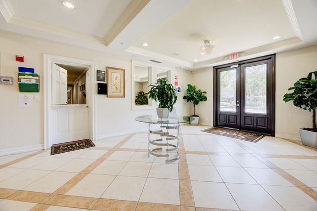 533 NE 3rd Avenue 131, Fort Lauderdale, FL 33301