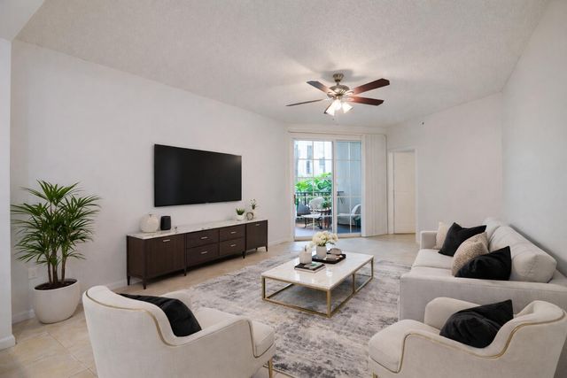 533 NE 3rd Avenue 131, Fort Lauderdale, FL 33301
