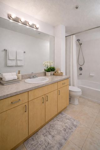 533 NE 3rd Avenue 131, Fort Lauderdale, FL 33301