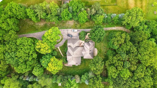3701 Green Lake Road, West Bloomfield Twp, MI 48324