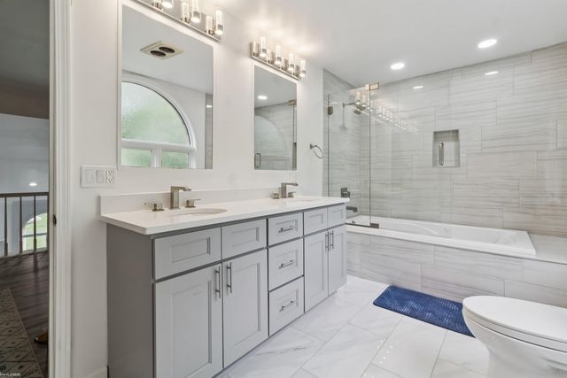 3701 Green Lake Road, West Bloomfield Twp, MI 48324