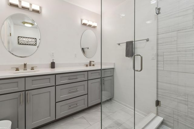 3701 Green Lake Road, West Bloomfield Twp, MI 48324