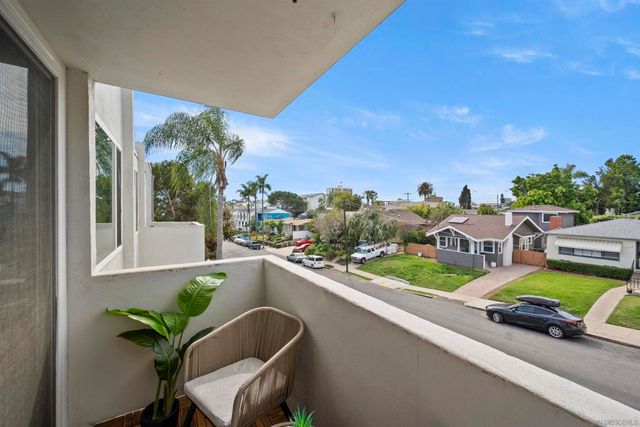 1907 Robinson Ave 309, San Diego, CA 92104