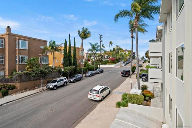 1907 Robinson Ave 309, San Diego, CA 92104