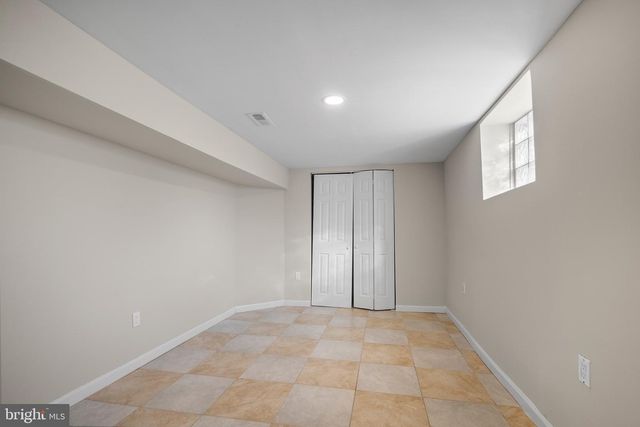 3219 E MONUMENT ST, Baltimore, MD 21205