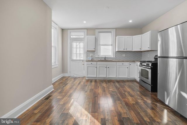 3219 E MONUMENT ST, Baltimore, MD 21205