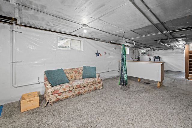922 Madison Street, Davenport, IA 52804