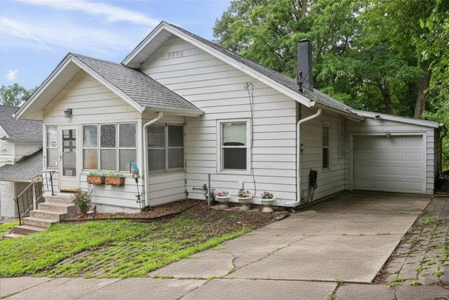 922 Madison Street, Davenport, IA 52804