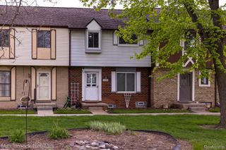 8308 Hickory Drive, Sterling Heights, MI 48312