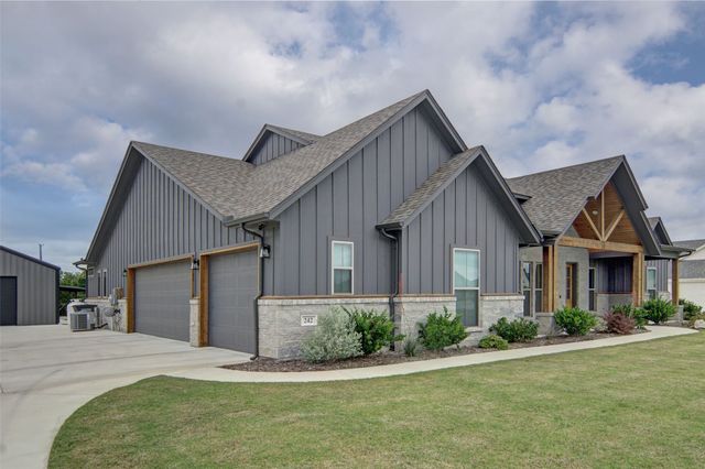 242 Coalson Crossing, Azle, TX 76020