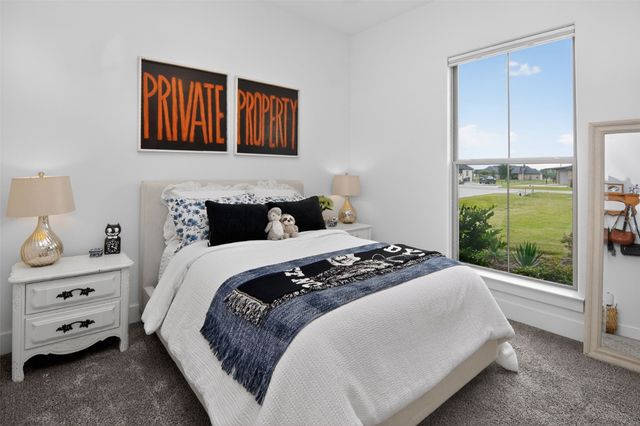 242 Coalson Crossing, Azle, TX 76020