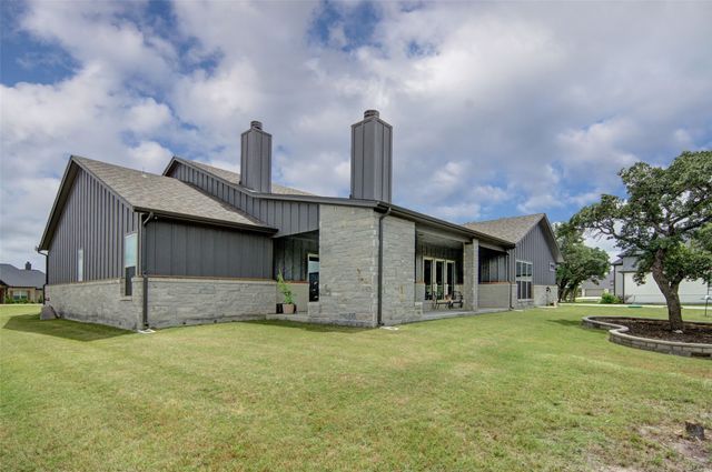 242 Coalson Crossing, Azle, TX 76020
