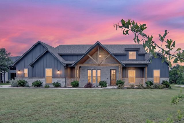 242 Coalson Crossing, Azle, TX 76020