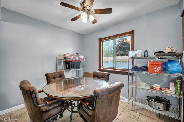 7386 Primrose Drive, Mentor On The Lake, OH 44060